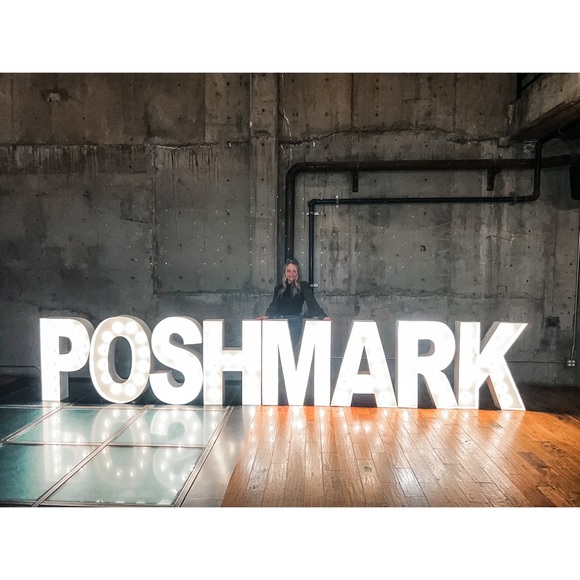 Meet the Posher Other - Meet your Posher, Melissa